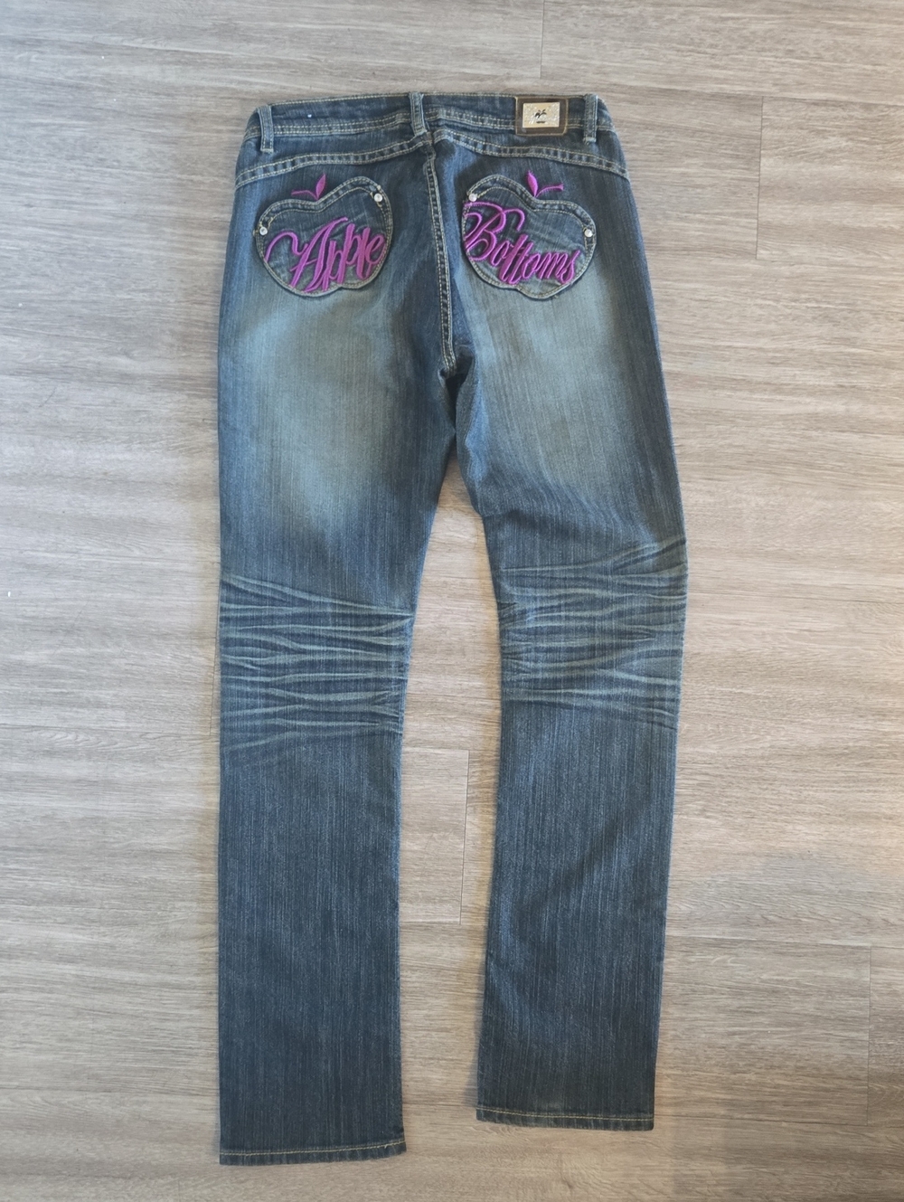 Apple Bottoms Women's Faded Blue Straight Leg Jeans with Pink Logo Hearts 9/10